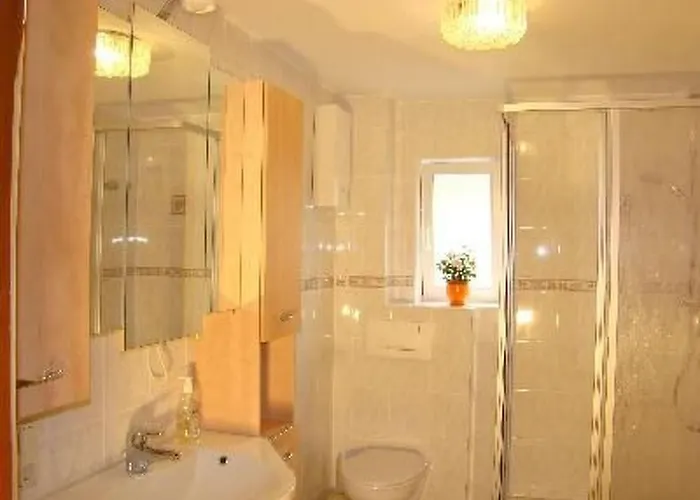 Altes Winzerhaus In By Interhome Casa de Férias *