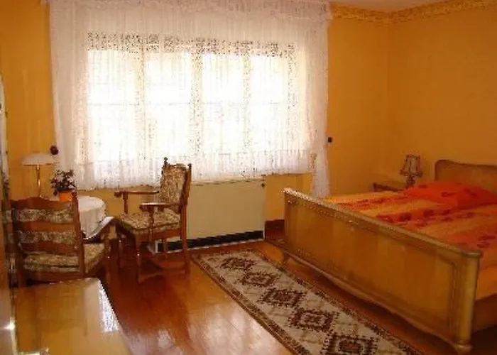 Altes Winzerhaus In By Interhome